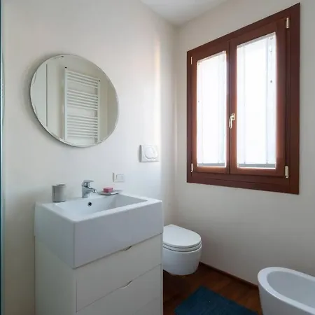 The New Olded Apt. Daire *