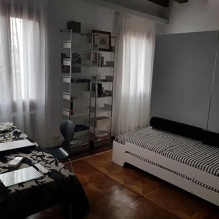 The New Olded Apt. * Venedik